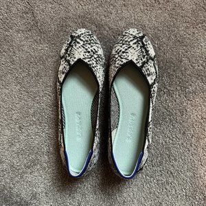 NWOT Rothy's "The Flat" in Python, 7.5, runs large